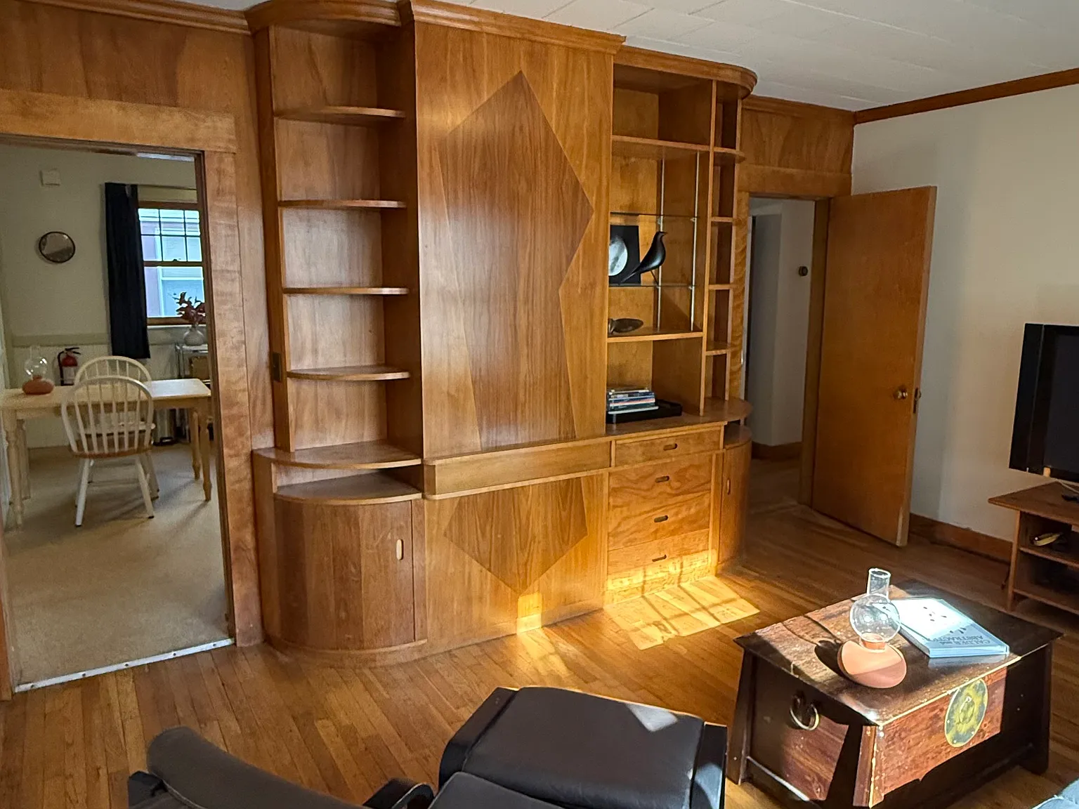 3 bed, 1380 sqft, $3,800 — Photo 1