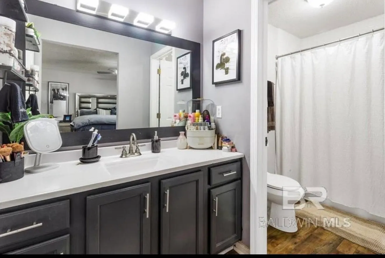 3 bed, 1561 sqft, $2,750 — Photo 3
