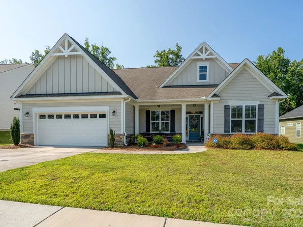 2407 Baxter Pl SE, Concord, NC 28025