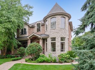 310 S Clifton Ave, Park Ridge, IL 60068