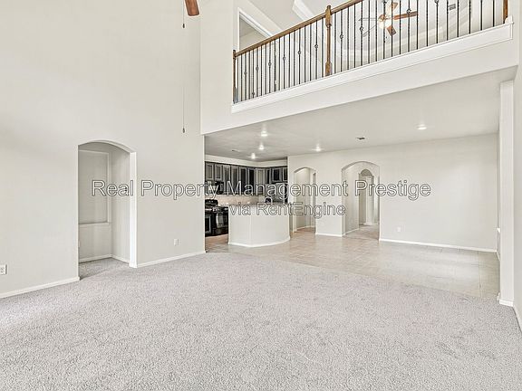 3rd image of 632 Kickapoo Ct
