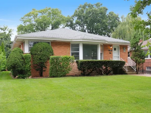 1306 S Cumberland Ave, Park Ridge, IL 60068