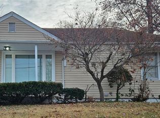 8016 Airport Rd, Saint Louis, MO 63134