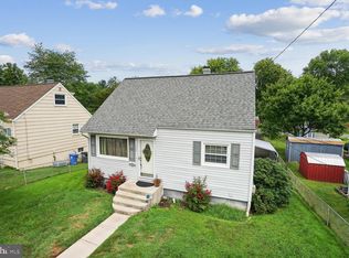 134 Holden Dr, Manassas Park, VA 20111