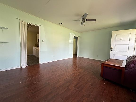 2nd image of 346 Hummingbird Ln