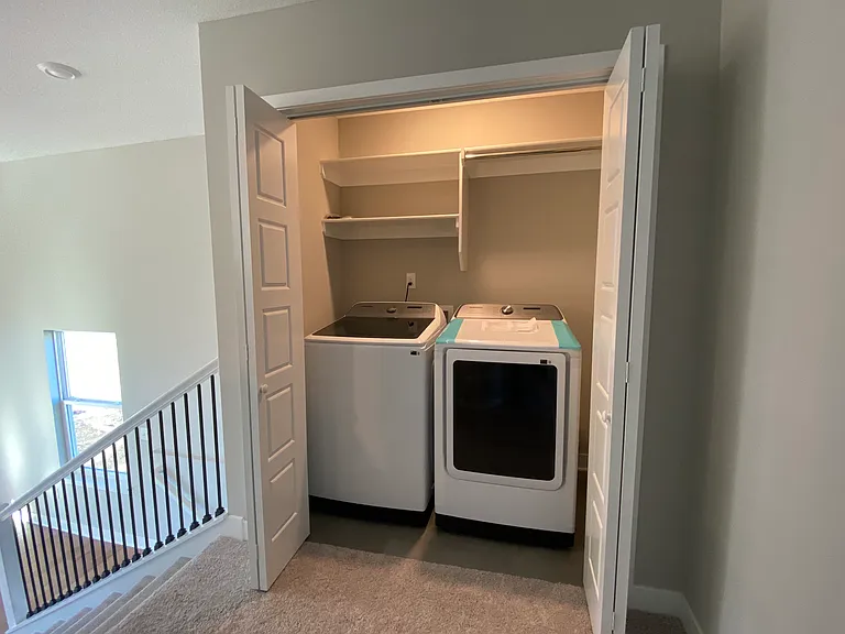 3710 SW Clayton Pl — Photo 12