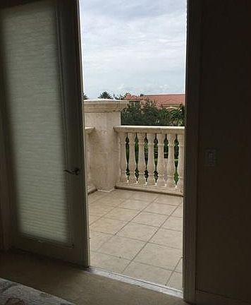 3rd image of 592 Avellino Isles Cir #301