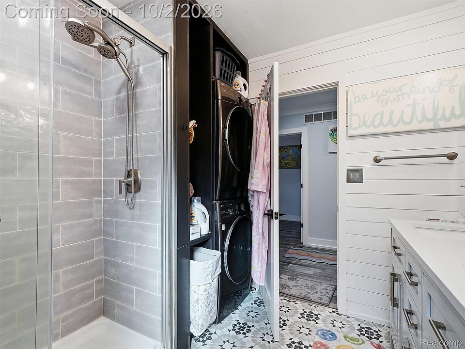 120 Oriole St, photo 16