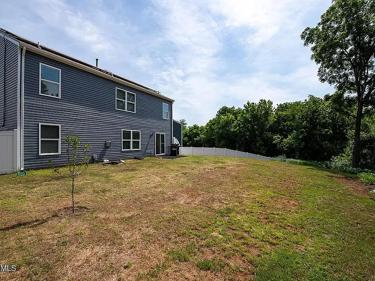 1606 River Poppy Rd — Photo 38