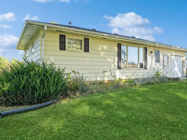 10171 Illinois Ave, Kellogg, IA 50135
