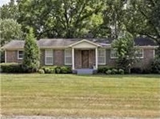 203 Meadowgreen Dr, Franklin, TN 37069