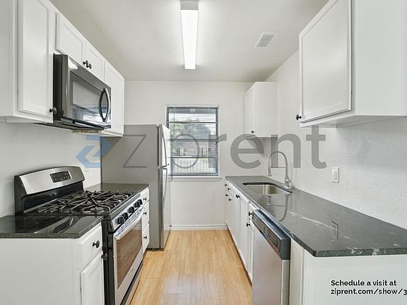 3rd image of 7214 Sandspring Ct