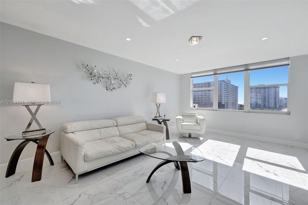 201 N Ocean Blvd APT 904, photo 8