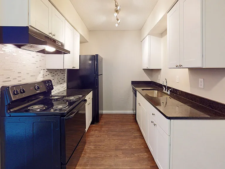 Azure Place Apartments — Photo 11