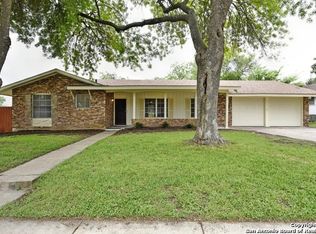 302 Enchanted Dr, San Antonio, TX 78216