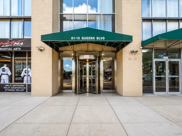 81-15 Queens boulevard 7C, Elmhurst, NY 11373