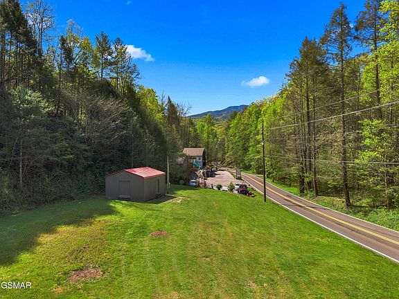 5th image of 238 Buckhorn Rd Lot 1R