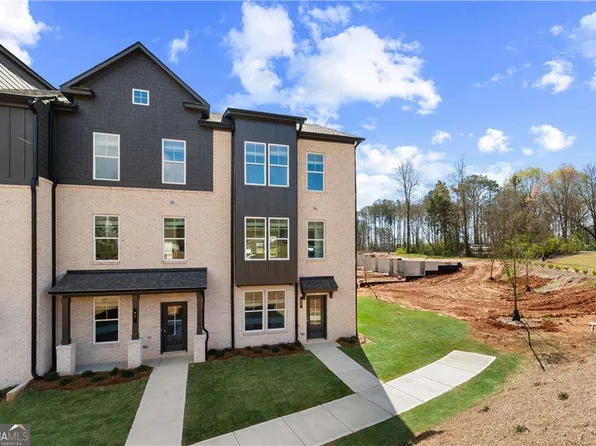 2602 Daybreak Ln, Newnan, GA 30265