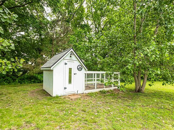 32nd image of 1095 Culbreath Rd