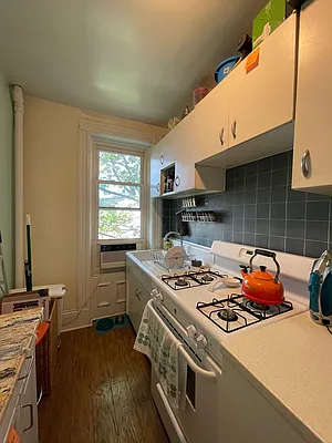 Rented by Compass | media 17