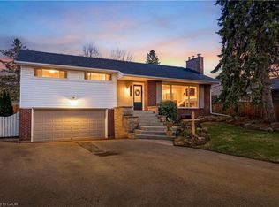 4046 Grapehill Ave, Burlington, ON