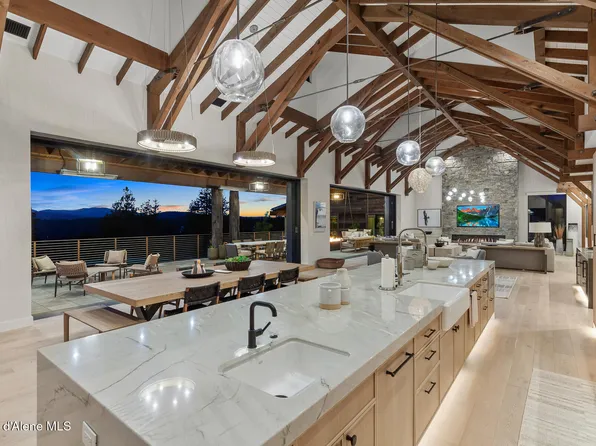 6895 S Gozzer Rd #A201, Harrison, ID 83833