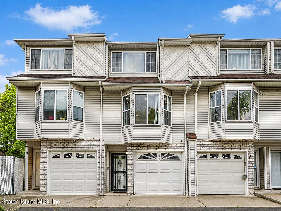 1st image of 33 Linda Ln