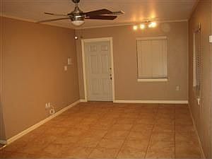 4th image of 3249 13th Ave S