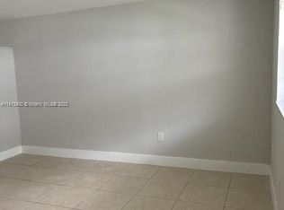 8075 SW 73rd Ave APT 14, Miami, FL 33143