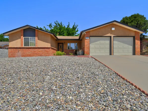7553 Capulin Rd NE, Albuquerque, NM 87109