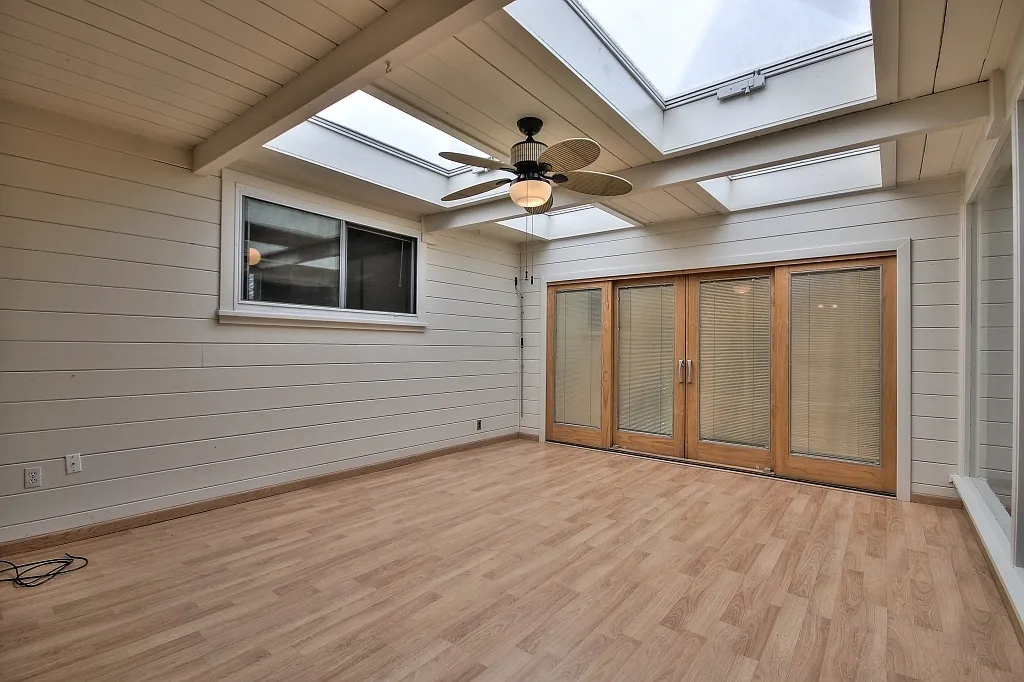 3 bedroom home in Downtown Mountain View - Walk to Castro St., fast commute! — Photo 3