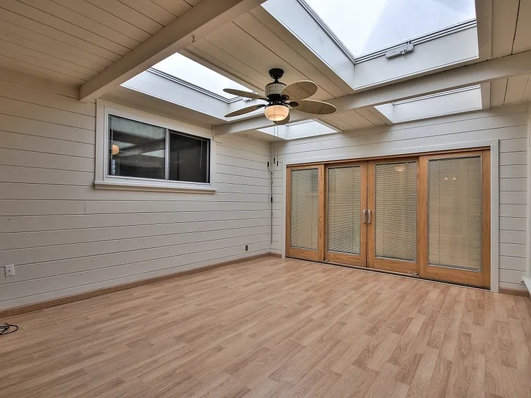 127 Dalma Dr — Photo 3