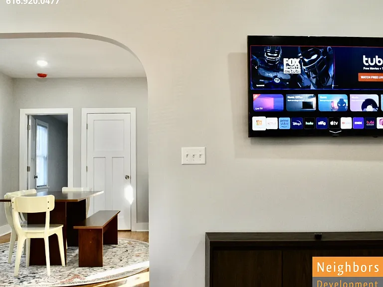 927 Arianna St NW — Photo 16