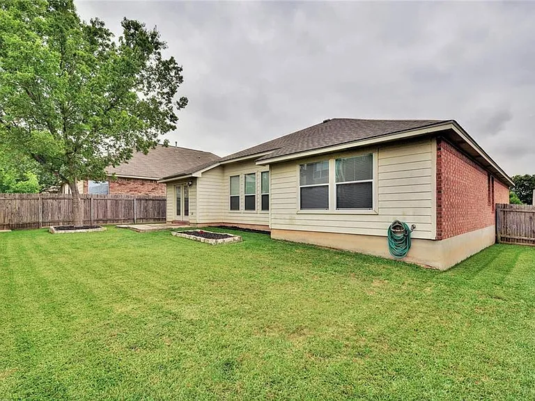 2624 Century Park Blvd — Photo 27