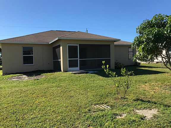 Rear lanai