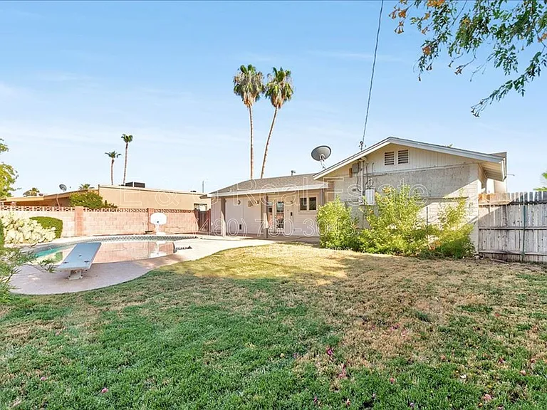 8226 E Plaza Ave — Photo 28