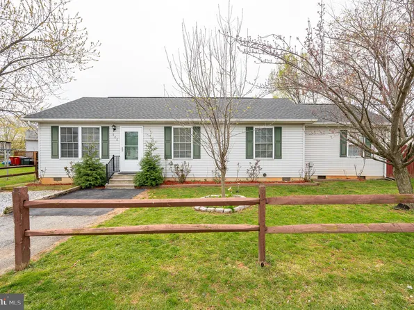 506 E 6th Ave, Ranson, WV 25438