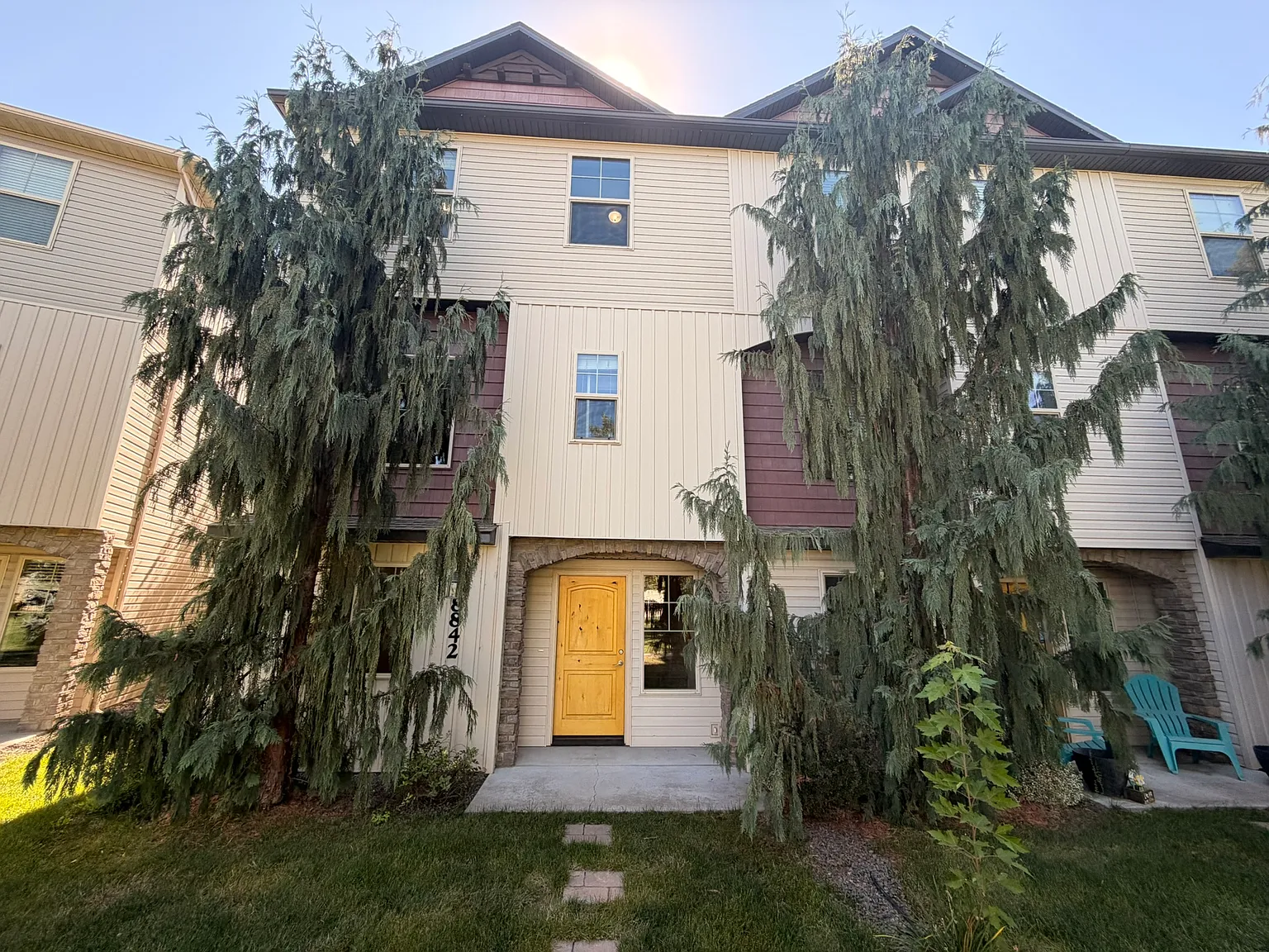 3 bed, 1527 sqft, $3,000 — Photo 1