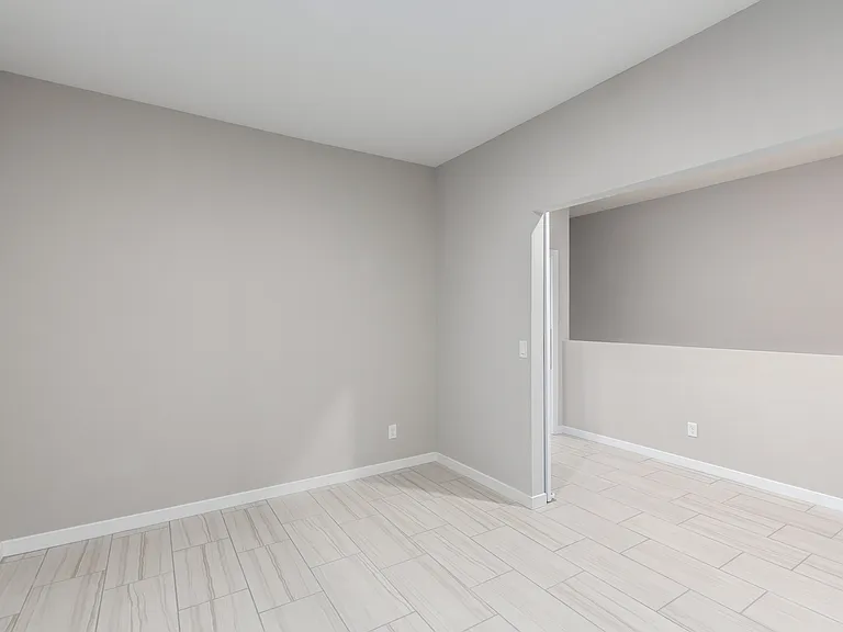 2134 W Harmont Dr — Photo 37