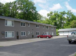 526 17th St APT 6, Red Wing, MN 55066