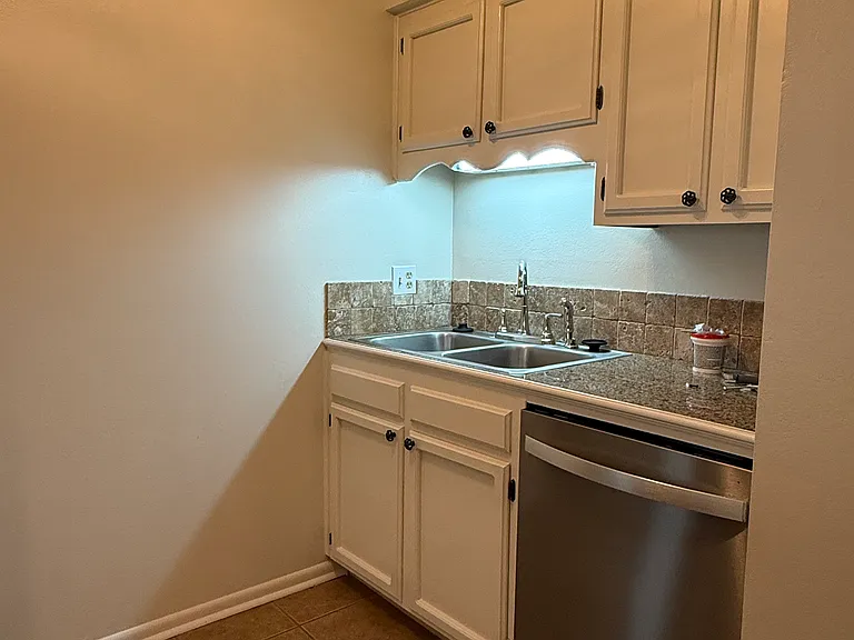 5212 Butter Creek Ln #D-6 — Photo 6