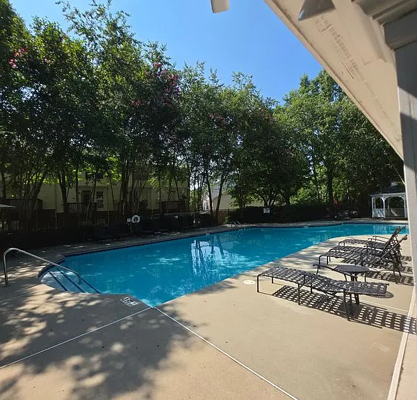 2179 Dillard Xing — Photo 27