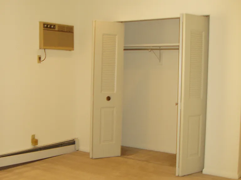 261 Shady Ave #13 — Photo 5