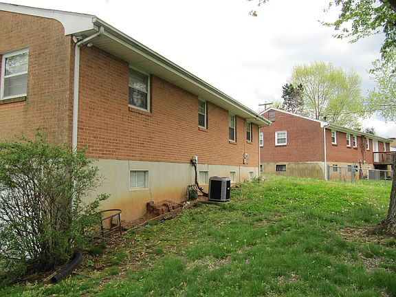5th image of 5936 Plantation Cir