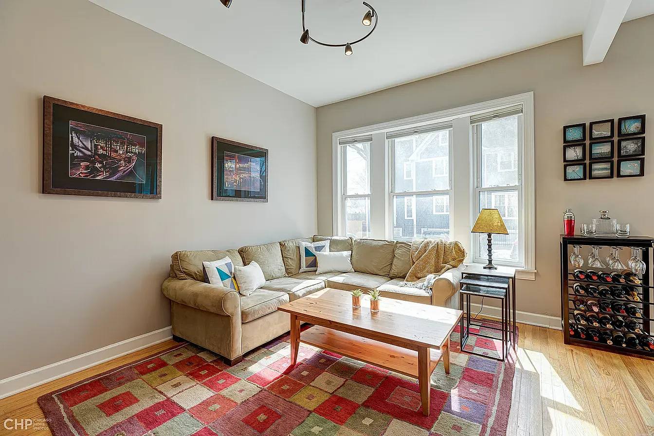 2 bed, 1012 sqft, $2,600 — Photo 4