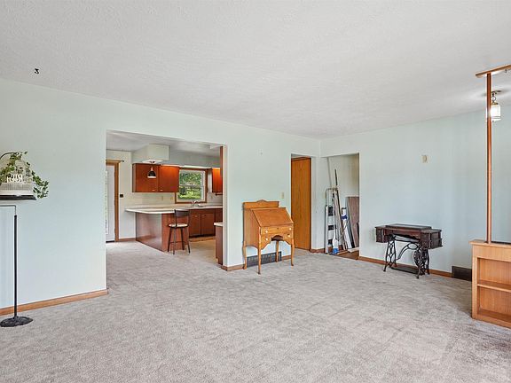 4th image of 1510 W 6th St