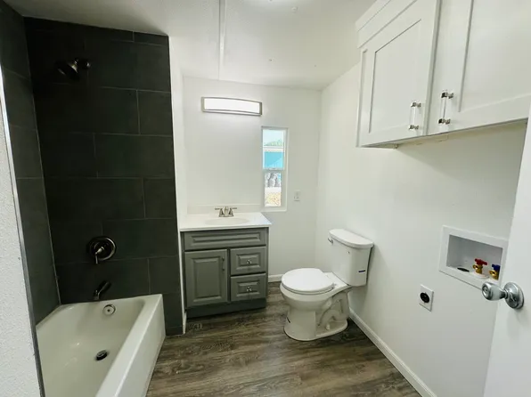 13830 Rodeo Dr, Victorville, CA 92395