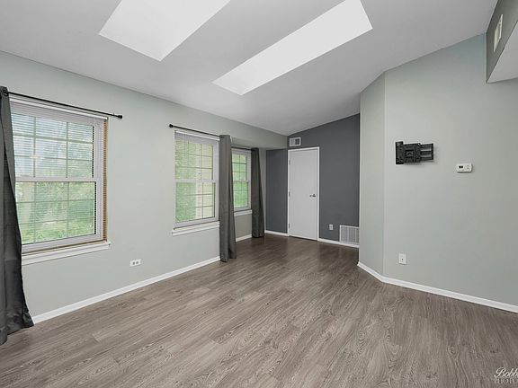 3rd image of 1413 E Wyndham Cir APT 208