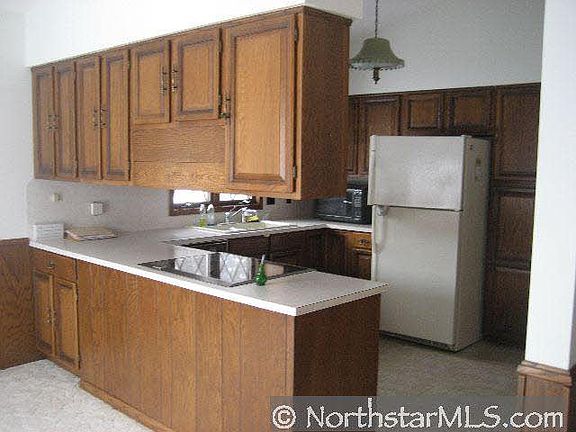 2nd image of 135 S Market Street