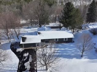 2639 Hammond Highlands Dr, Traverse City, MI
